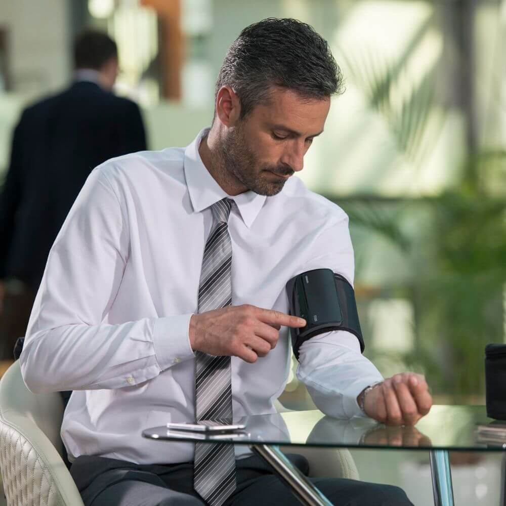 Monitor De Brazo Bluetooth Omron Hem7600